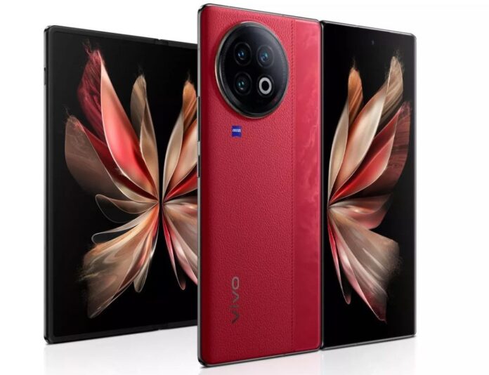 A Vivo X Fold 2 bemutatva: az első hajtogatható telefon Snapdragon 8 Gen 2 processzorral, Zeiss kamerával és 120W töltéssel