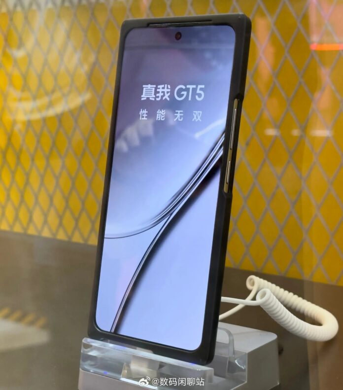 realme GT 5