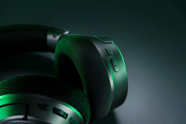 Razer Kraken V4 bejelentve: Gamer fejhallgatók RGB világítással és kiváló minőségű mikrofonnal