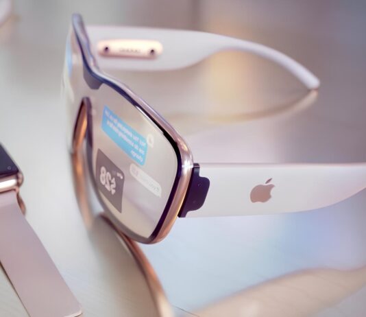 Olcsóbb Apple Vision érkezhet 2025-ben; Gurman szerint a Smart Glasses is fejlesztés alatt