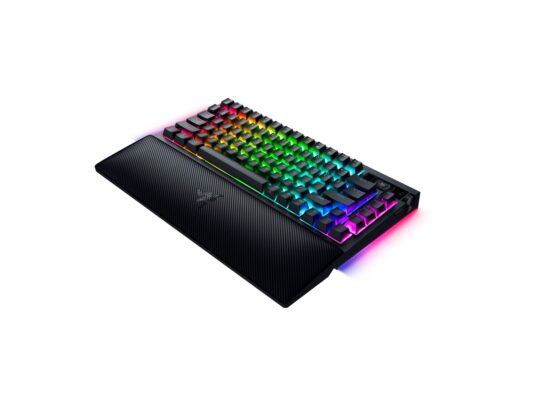 Razer BlackWidow V4 Pro 75%: vezeték nélküli billentyűzet igényes játékosoknak