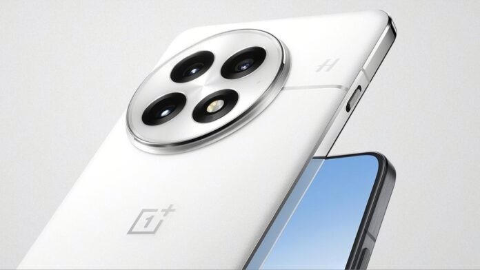 A OnePlus 13 kamerarendszerét három 50 MP-es szenzorral és új teleobjektív megoldással szerelik fel